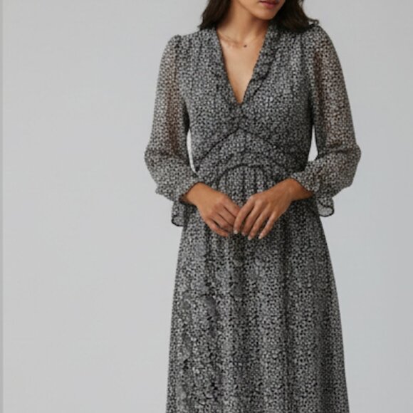 Boho Chiffon Print Deep V-neck Ruffle Hem Dress - Picture 8 of 8